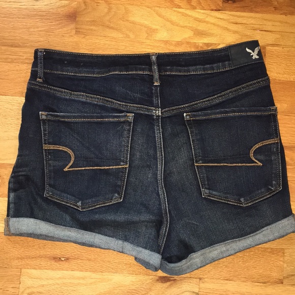 American Eagle Super Hi-Rise Cuffed Shortie - Picture 3 of 5